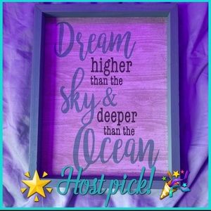 Beautiful wooden beachy quote decor